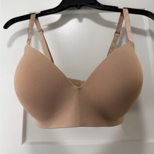 Victoria's Secret THE T-SHIRT Lightly Lined Wireless Bra 34 ddd (f)